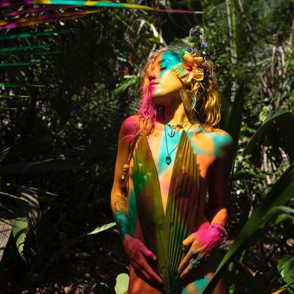 Meet your Posher, Lindsay - Picture 1 of 1